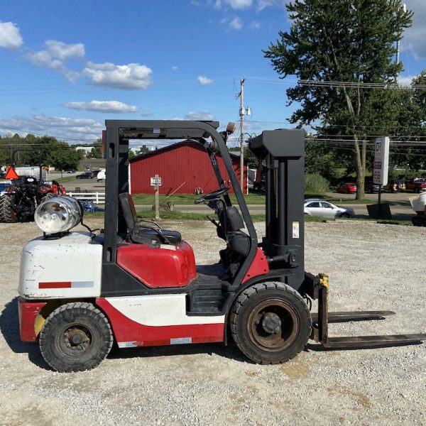 Forklift, 6,000 lbs.